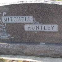 Plot Stone MITCHELL-HUNTLEY